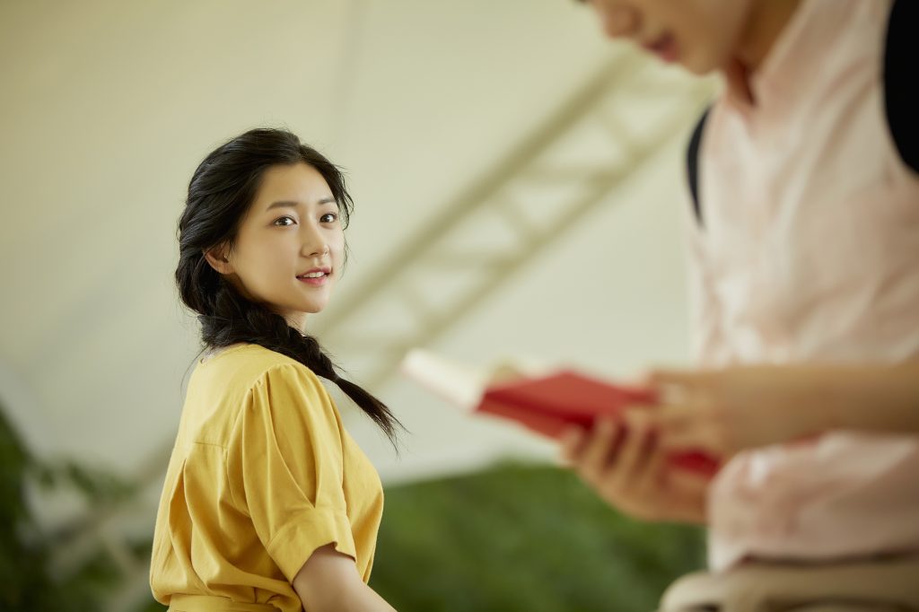 好きな人から連絡が来る夢の基本的な意味と解釈